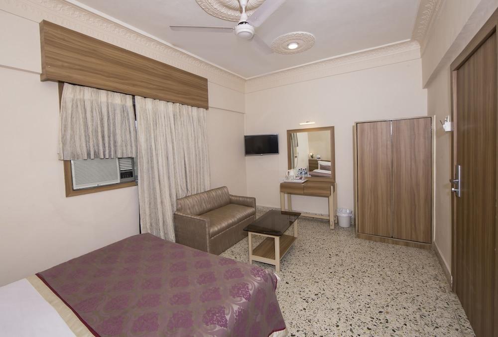 Bawa Regency Bombay